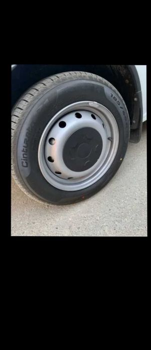 Колпаки центральные.