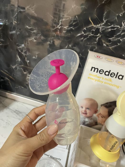 Електрическа помпа за кърма Medela Swing Flex с подарък