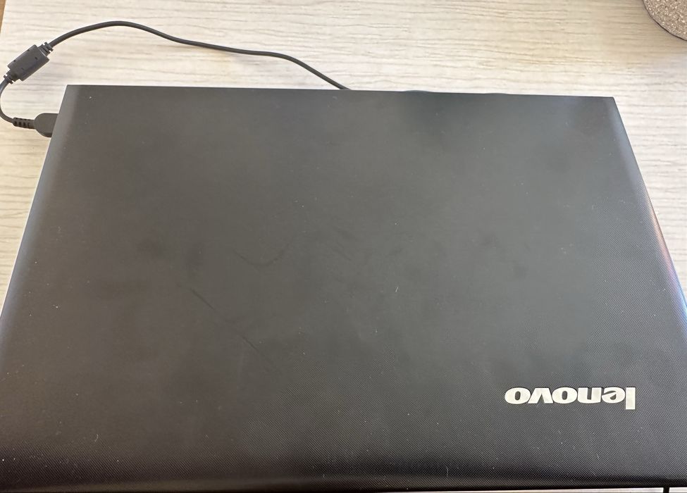 Лаптоп Lenovo 4GB/120GB SSD