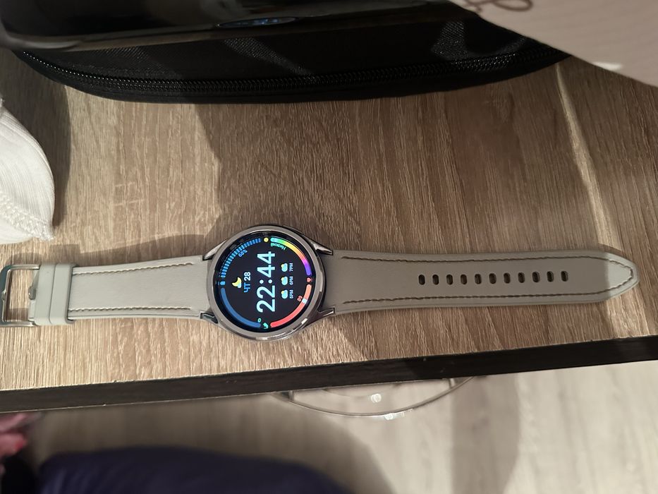 galaxy watch 6 classic продам и отличном состоянии