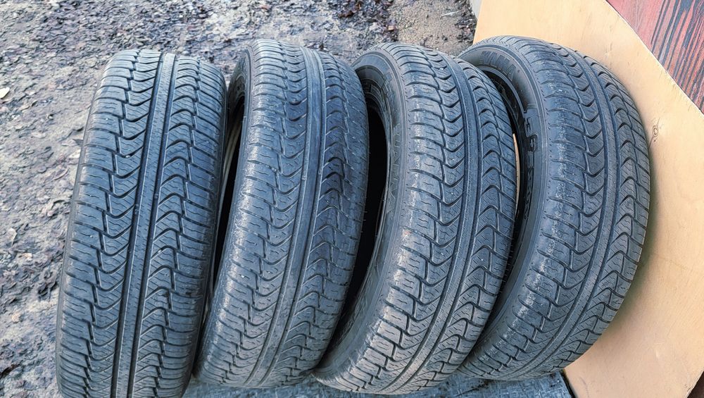 Шины 215/65/R16 б/у