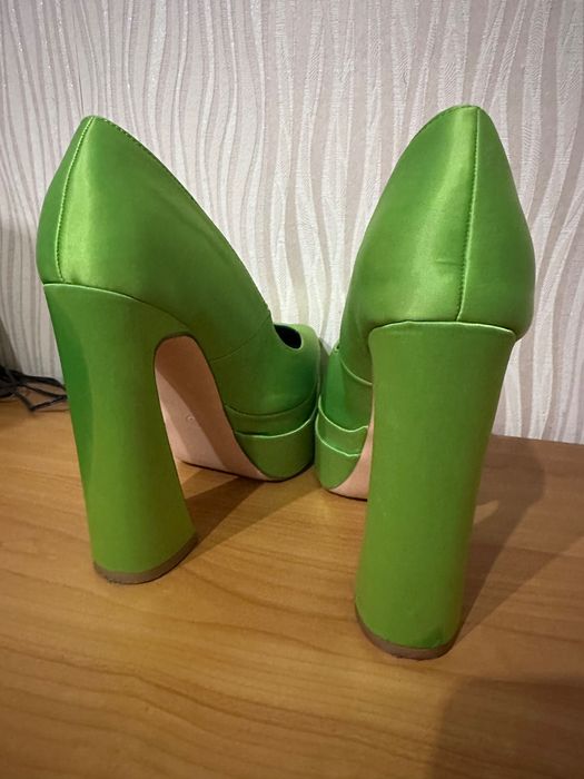 Елегантни обувки на ток - различни видове