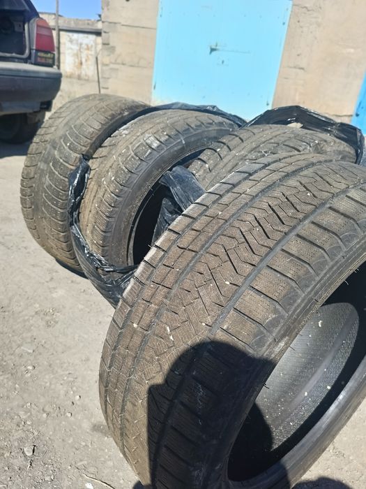 Резина зимняя на 18