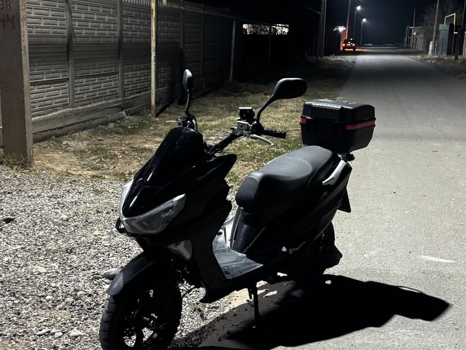 Макси 150куб черный