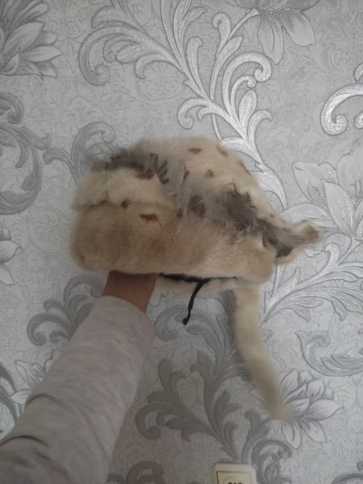 Кожаный меховый шапка