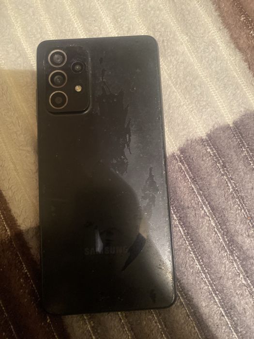 Samsung A52.