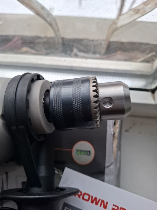 Ударная дрель Crown