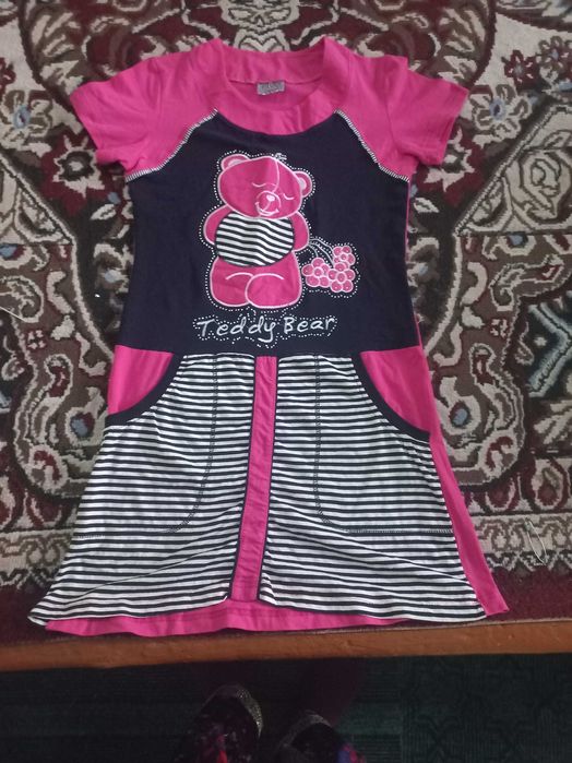 Ayollar kiyimlari srochni sotiladi