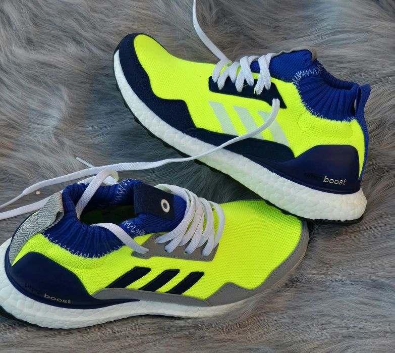 Adidas Ultra Boost Mid оригинални дамски сникърси 37 1/3 нови