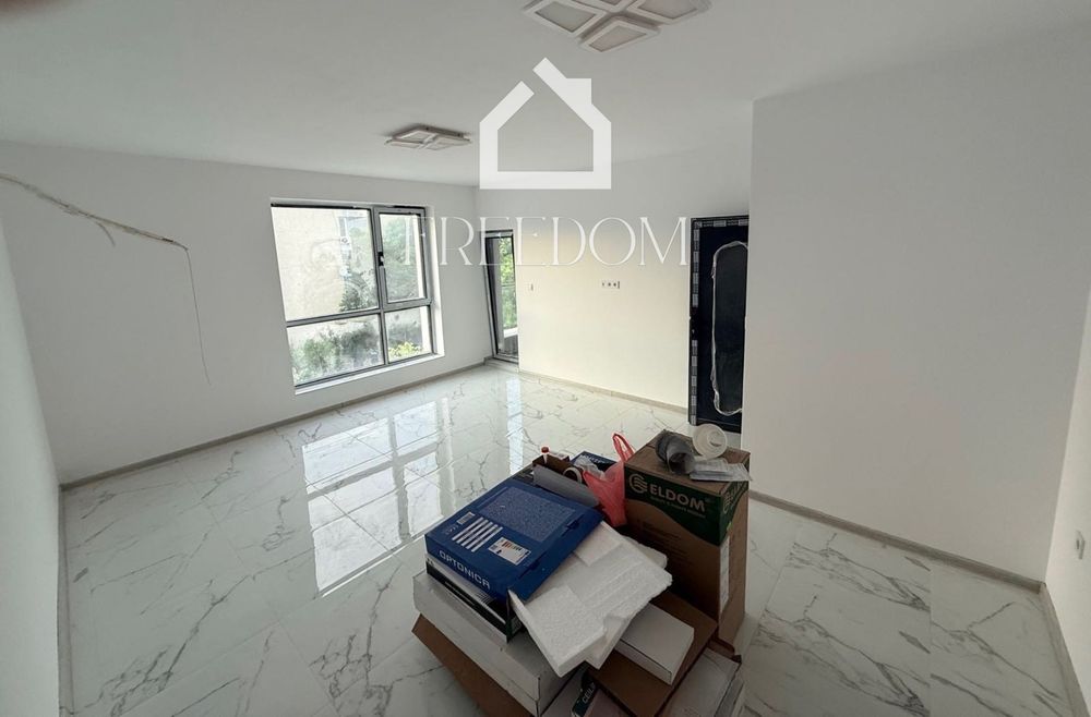 Продава се Двустаен апартамент в Провадия - 66 кв.м за 1167 €/кв.м - Снимка #2