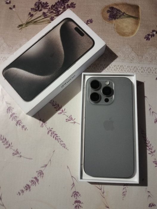 IPHONE 15 PRO  Natural Titanium