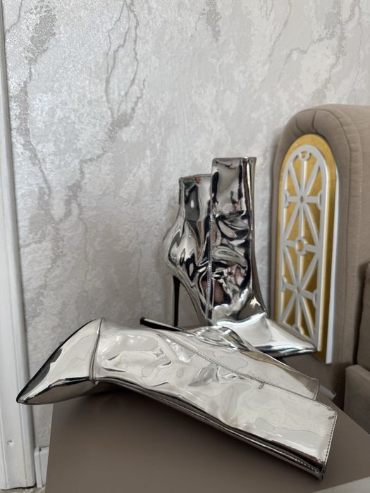 Серебряные ботильоны Henry Kole (Испания) на шпильке