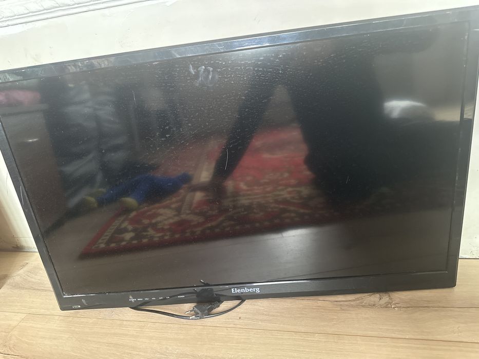 Телевизор Elenberg
