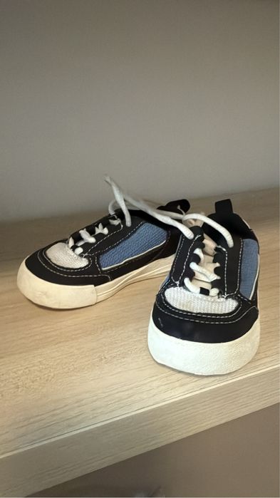 Детски обувки за момче размери 20/22