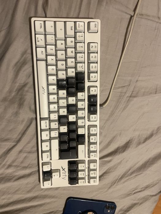 Гейминг Клавиатура Xtrfy K4 RGB TKL. TKL