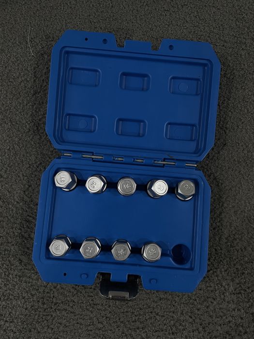 Секретка bmw болт