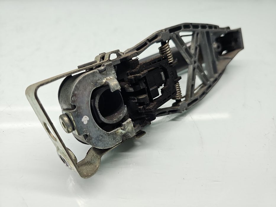 Maner usa stanga fata Volkswagen Touran (1T3) [Fabr 2010-2015] Facelif