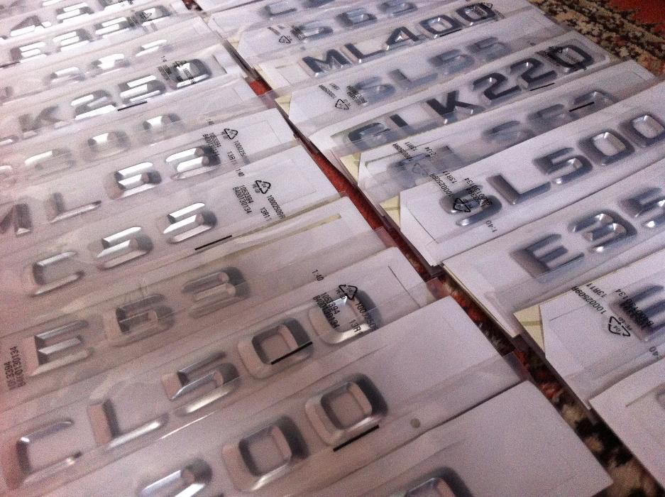 Emblema Mercedes-Benz ABS