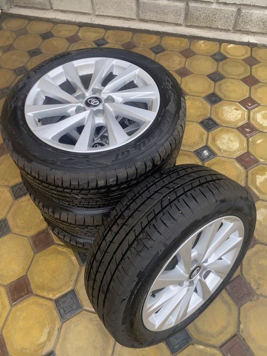 Продам новые шины с дисками в оригинале!