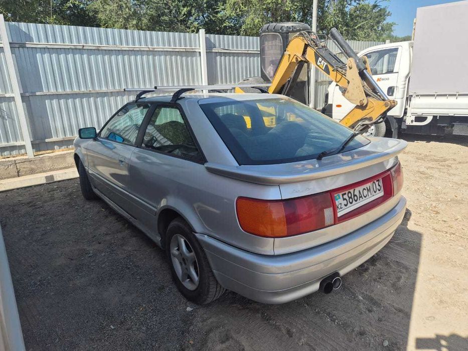 Продам Ауди 80 (1989)