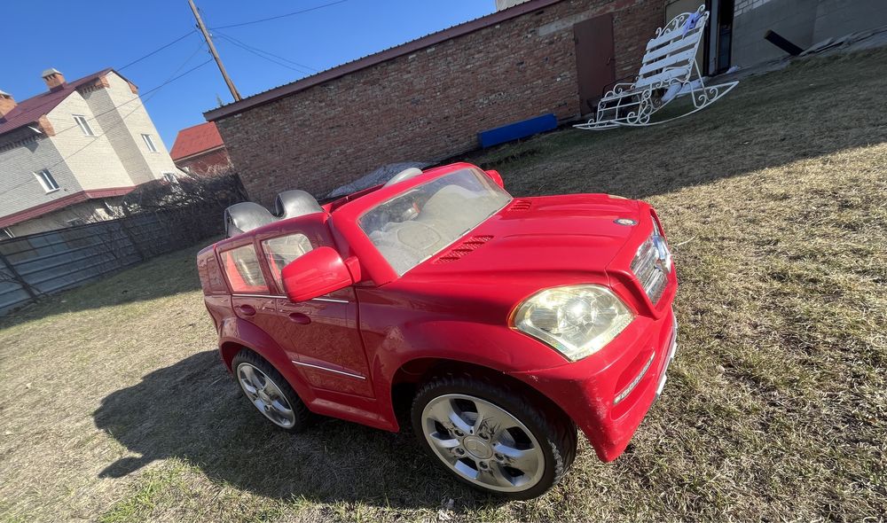 Продам детский автомобиль