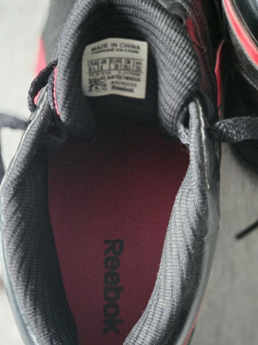 Маратонки Reebok в много добро състояние.
