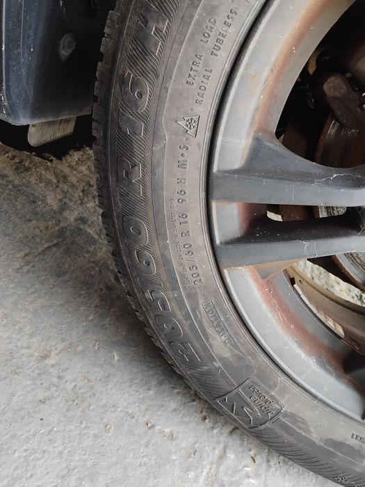 Vând set roti mazda 6 2.2 2010