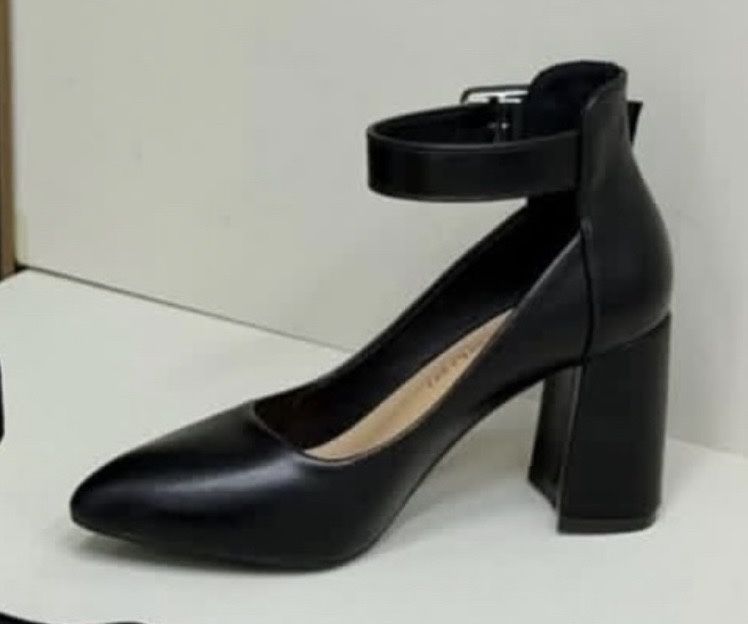 Продам вещи р 44-46  туфли р 36р