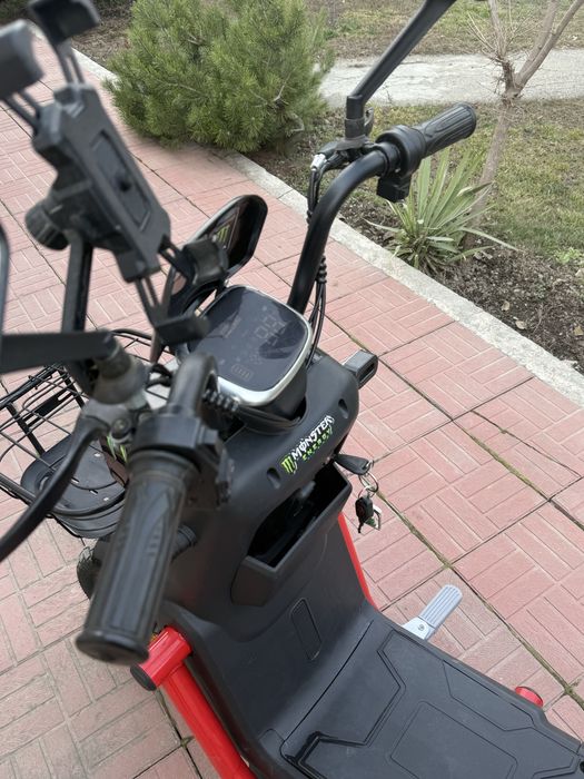 Электроскутер танк новый