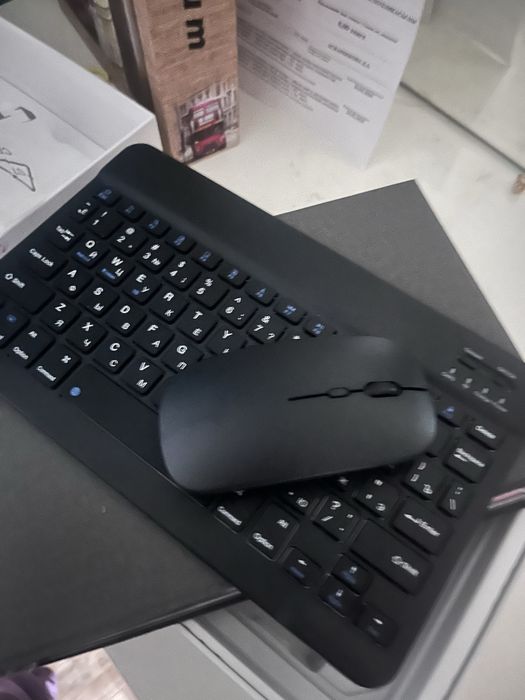 Продам планшеттт