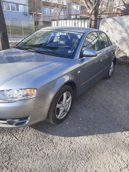 Продавам Ауди а4в7 2006 седан перфектно състояние