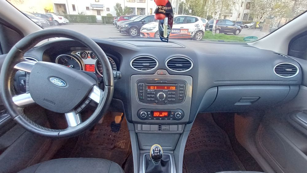 Vand Ford Focus 2010 MK2