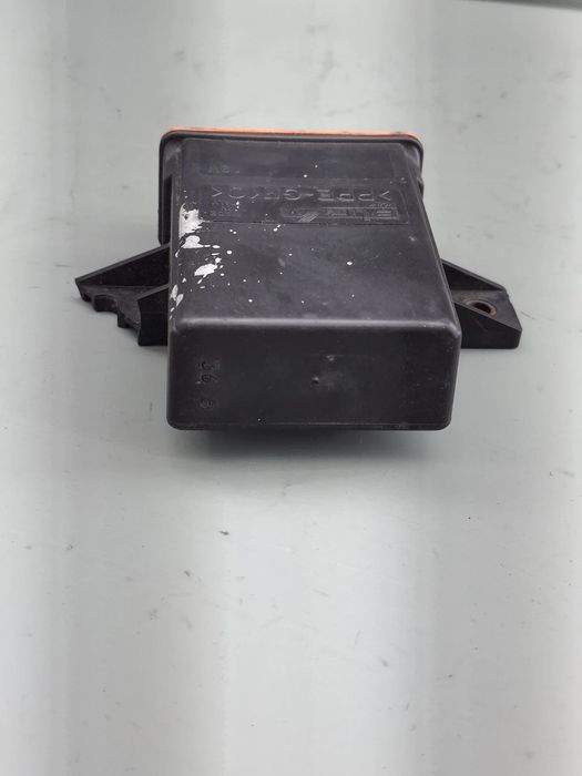 Releu bujii incandescente 9631577880 Peugeot 306 2000
