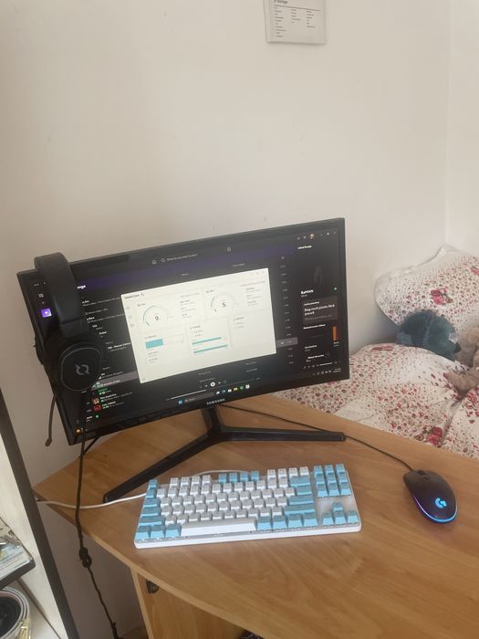 Calculator/pc + periferice