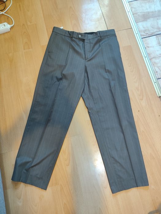 VÂND RAPID Costum  Giorgio Armani