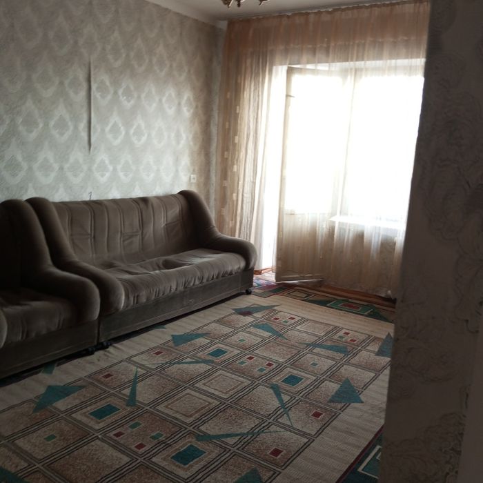 Продам диван тройку б/у