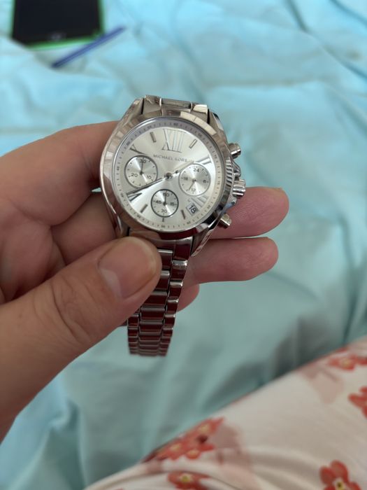 Часы Майкл Корс за 15000