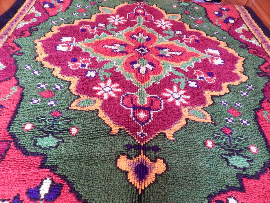 Китеник за спалня - нов - 195 / 225 см.