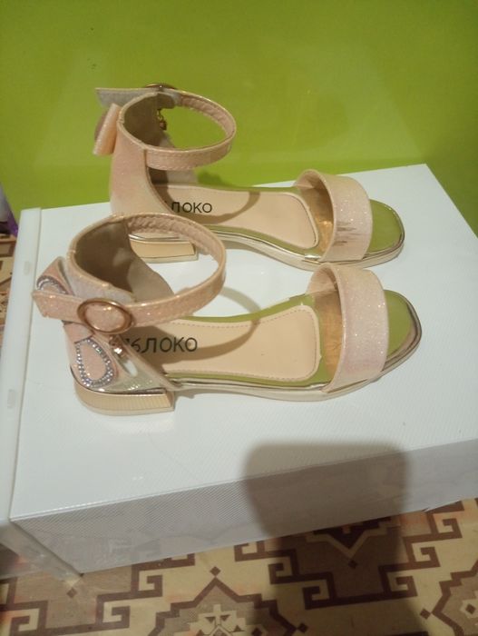 Босоножки 33 размер для девочки