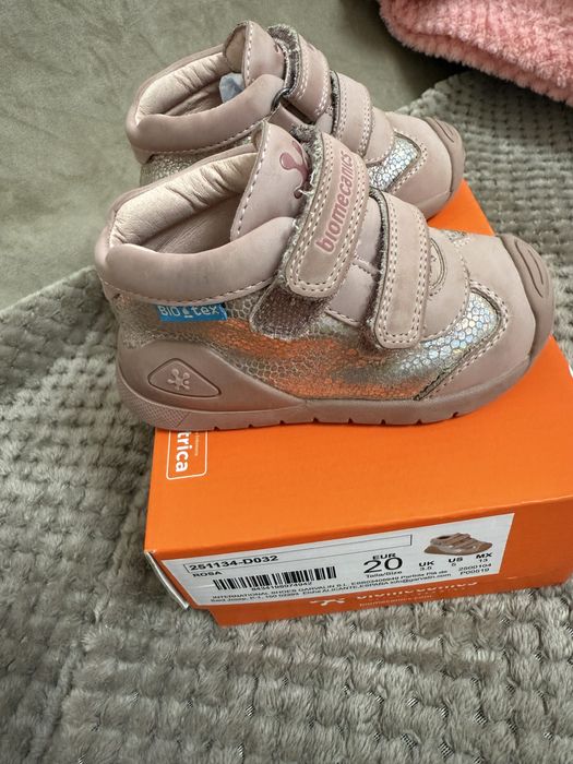 Papuci Biomecanics marimea 20