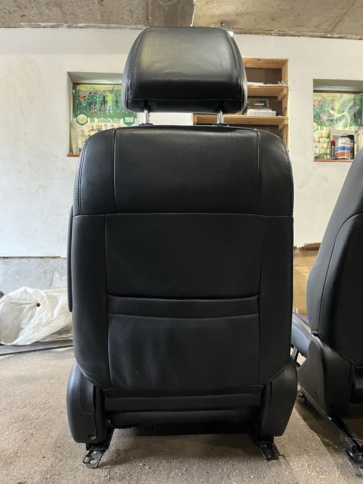 Ел. Седалки lexus is200