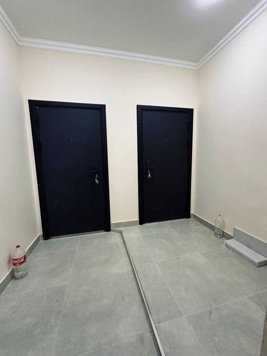 Мархабо худудида жойлашган 3 хонали квартира мансард жойлашган