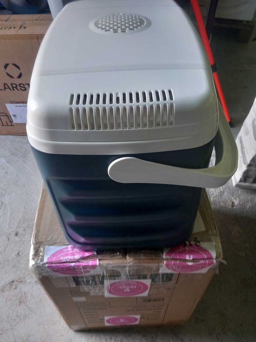 Super oferta Lada frigorifica auto de 21 litri