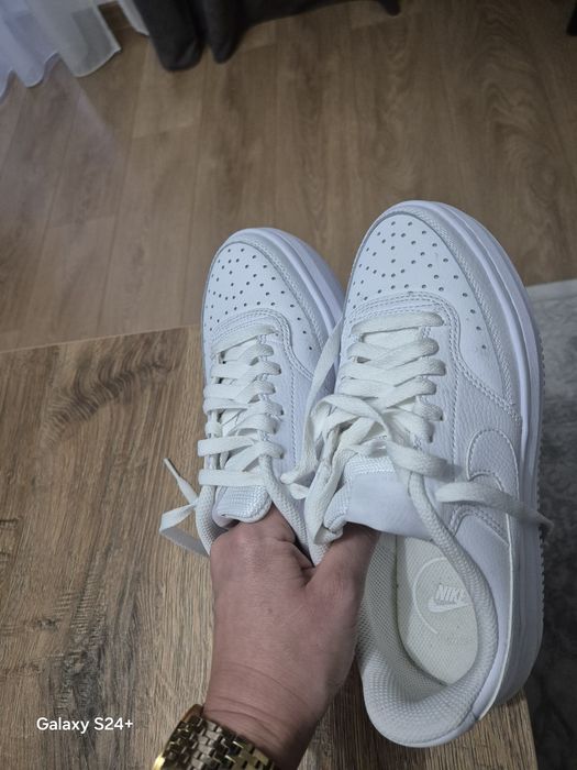 Adidasi Nike Court Vision din piele naturala