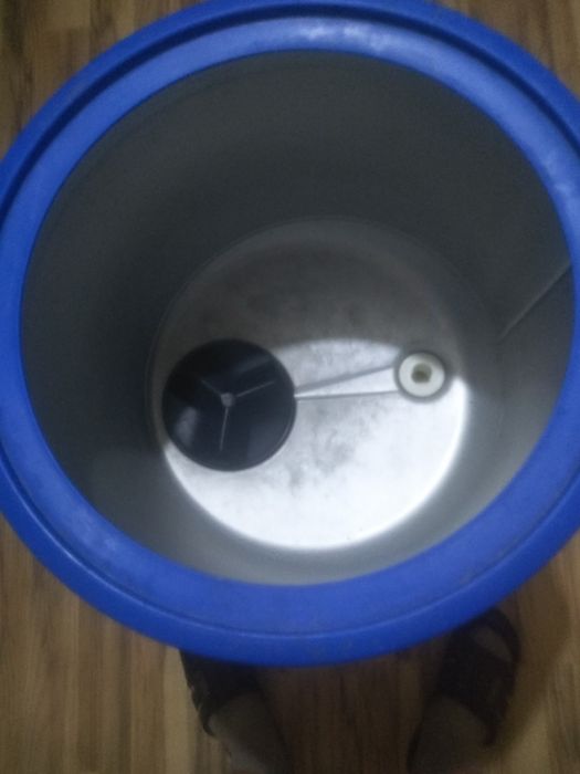 Кирмошина сотилади