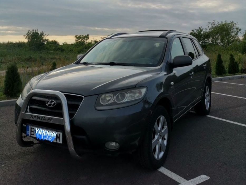 Hyundai Grand Santa Fe