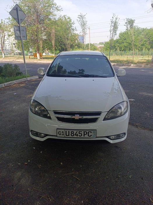 Продаю chevrolet lacetti 2017 года