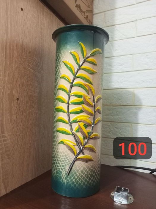 Вазы большие и красивые