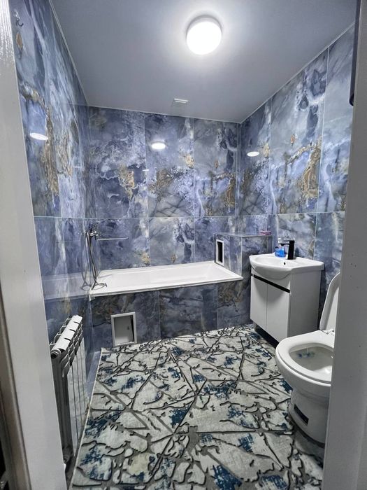 Сдаётся 2-комнатная квартира у метро Беруний