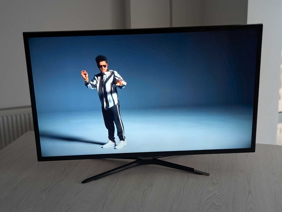 Televizor SAMSUNG 40" 102cm TV Smart Youtube Disney